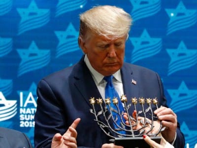 Jewish Group Awards Trump Menorah for Israel Support, Fighting Antisemitism