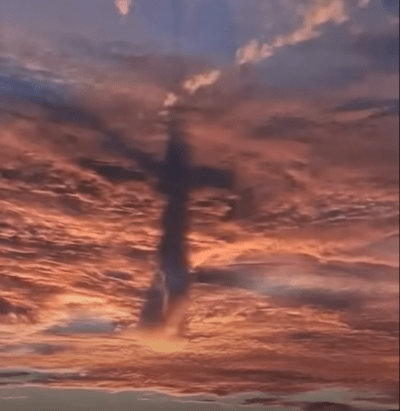 Cross in sky over Poland, May 20th 2025