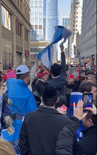 New York Jews rejoicing and dancing in support of Trump - Watch