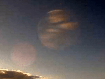  Large Celestial Bodies Close By Disrupting Earth - Watch